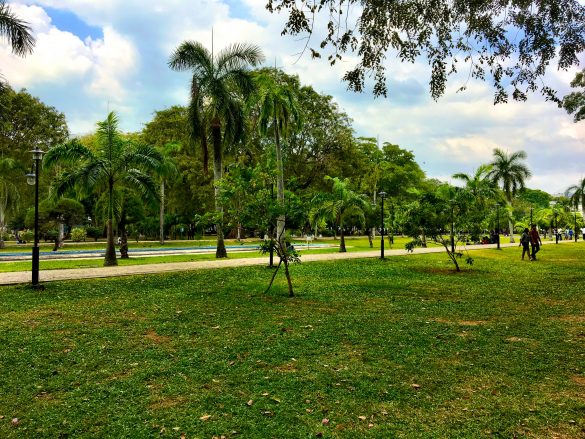 Viharamahadevi Park in Colombo