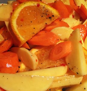 Ofengemüse aus Kürbis, Karotten und Kartoffeln