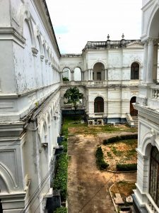 Hinterhof des nationalgeschichtlichen Museums in Colombo
