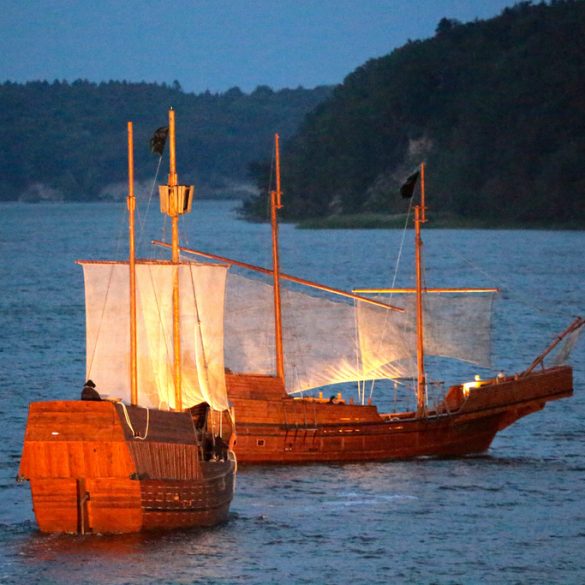 Schiffe bei den Störtebeker Festspiele auf Rügen